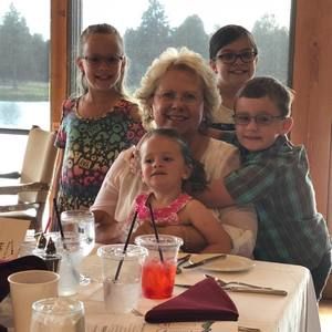 Meet your Posher, Brenda